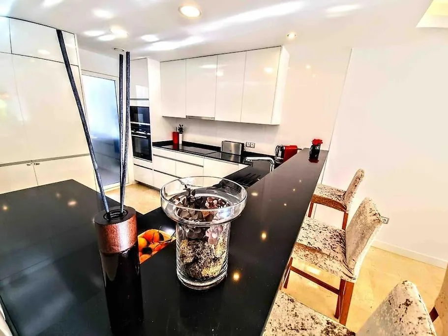 Marbella Luxury House With Private Rooftop Jacuzzi On The Golden Mile Villa