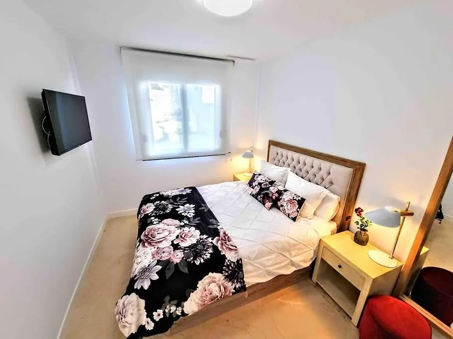 Marbella Luxury House With Private Rooftop Jacuzzi On The Golden Mile Villa